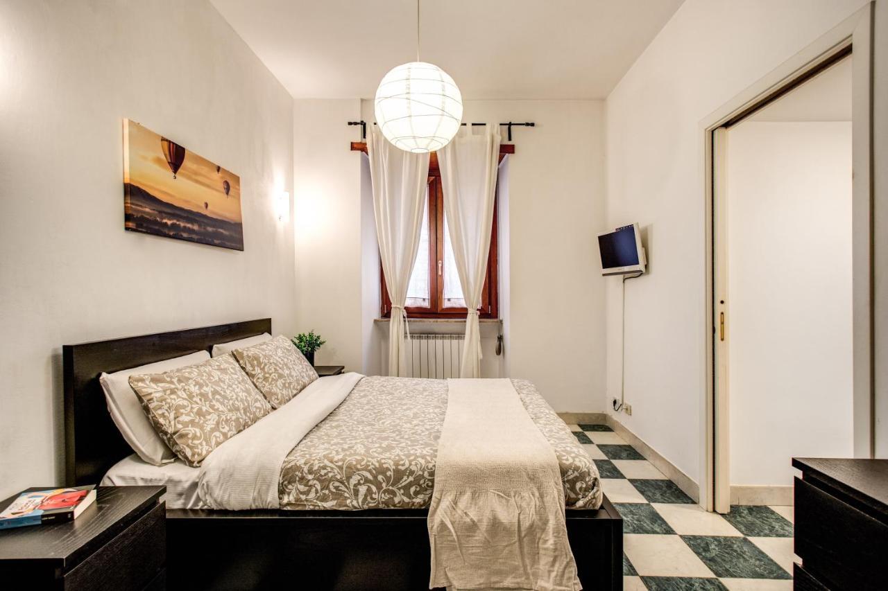 Popolo Accommodation - Lovely Central Apartment Rome Bagian luar foto