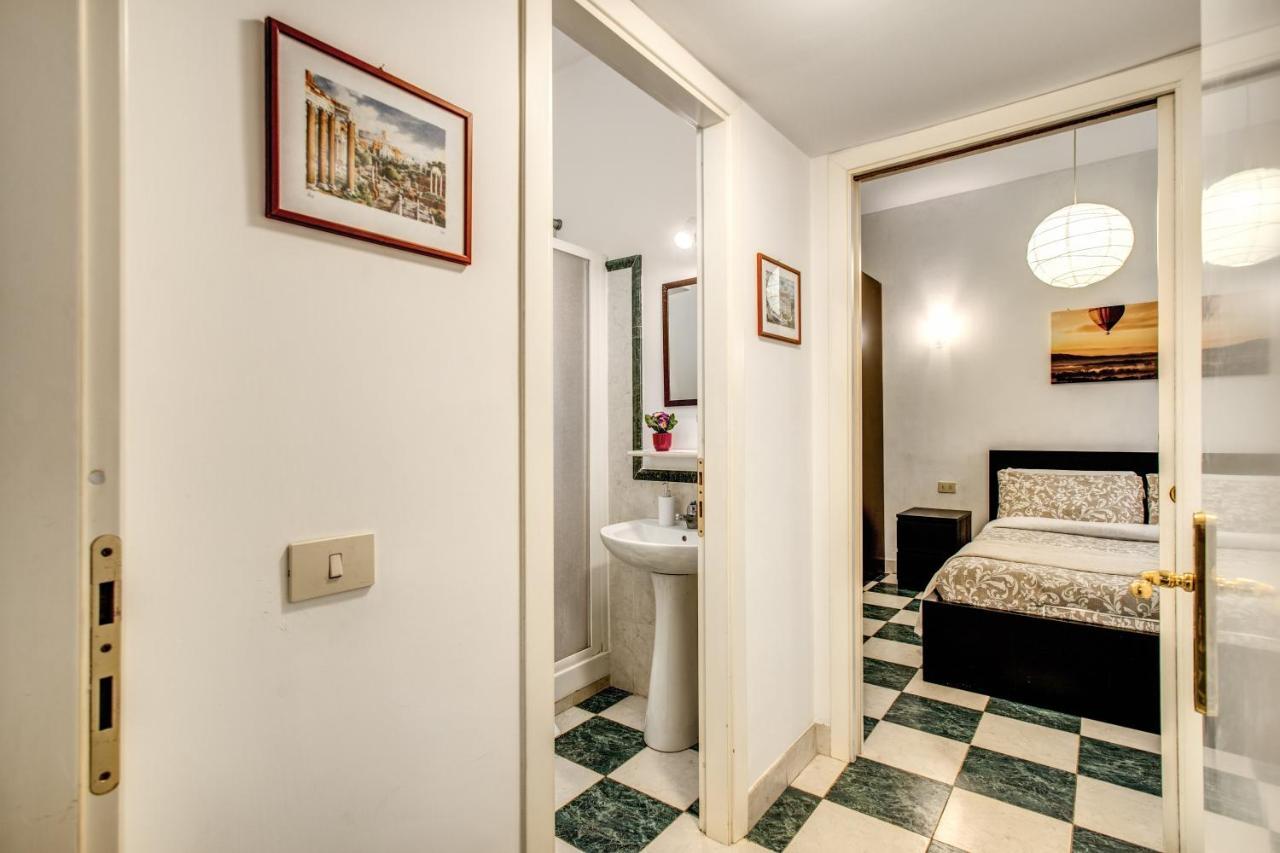 Popolo Accommodation - Lovely Central Apartment Rome Bagian luar foto