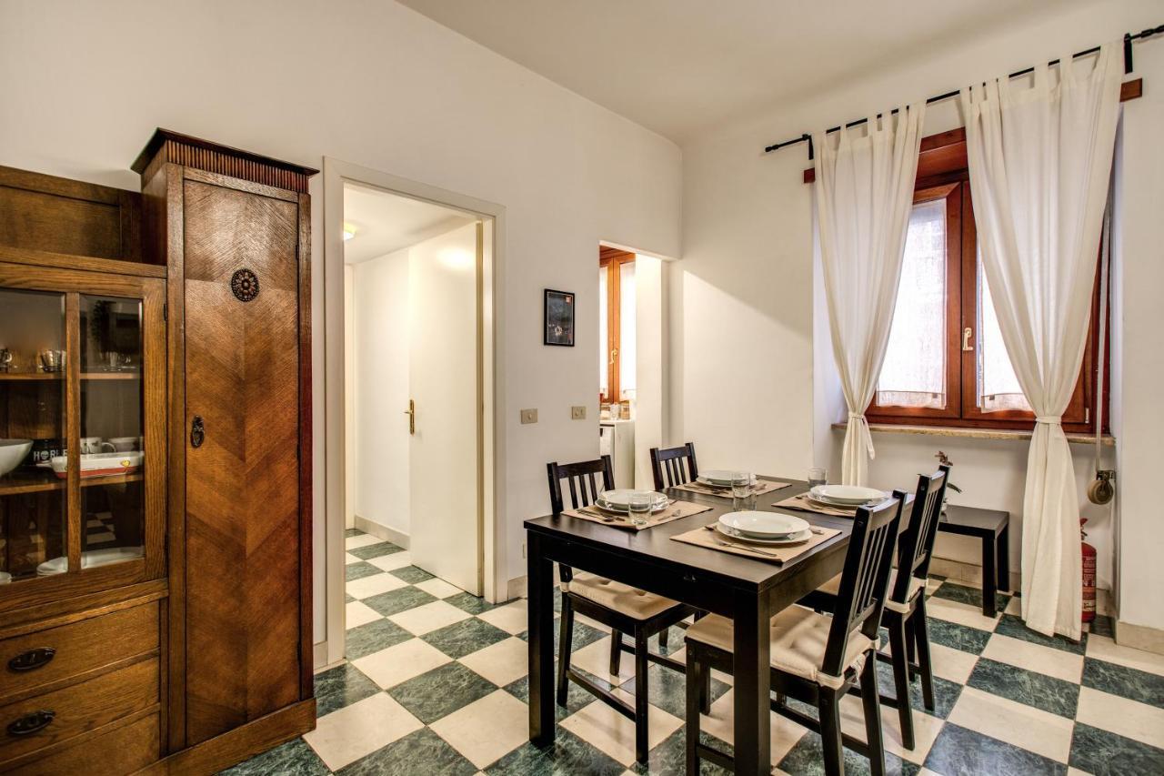 Popolo Accommodation - Lovely Central Apartment Rome Bagian luar foto
