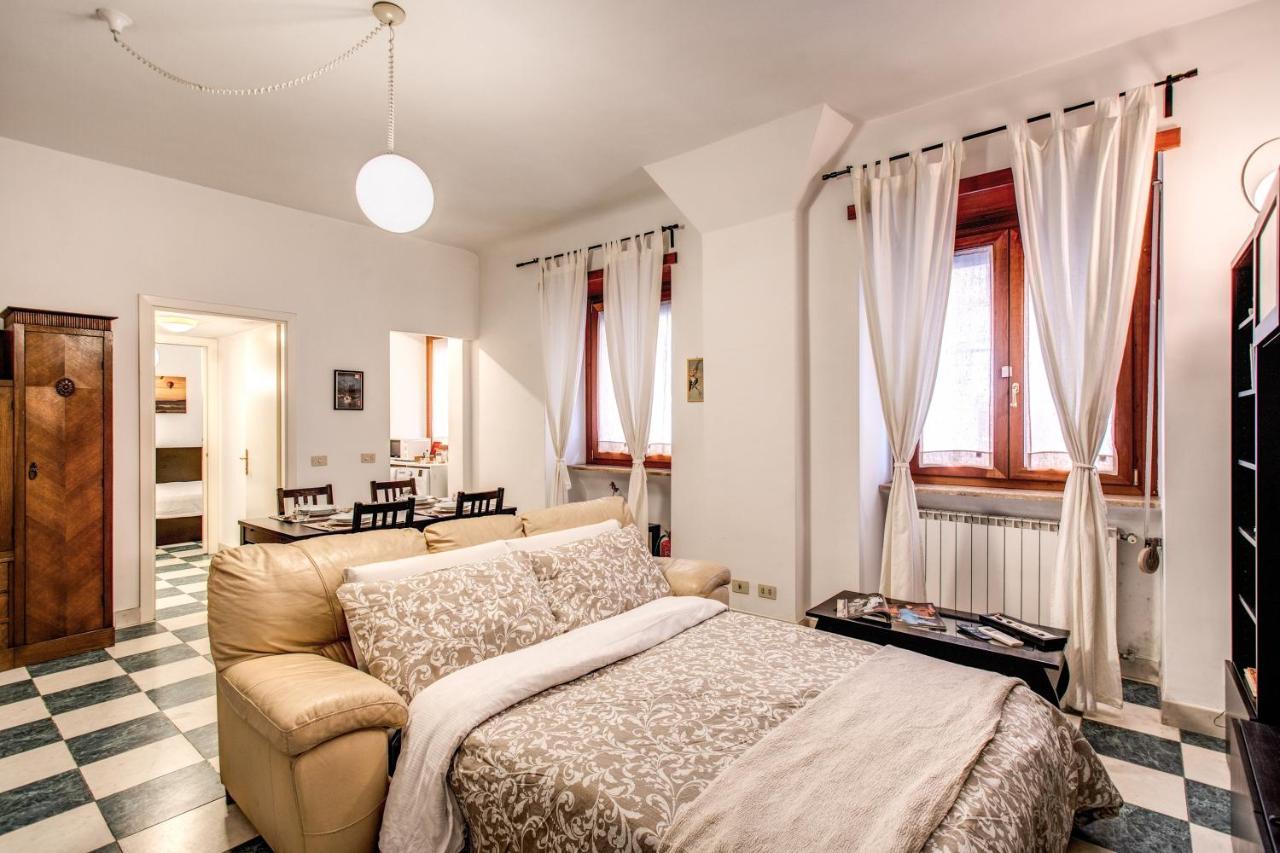 Popolo Accommodation - Lovely Central Apartment Rome Bagian luar foto