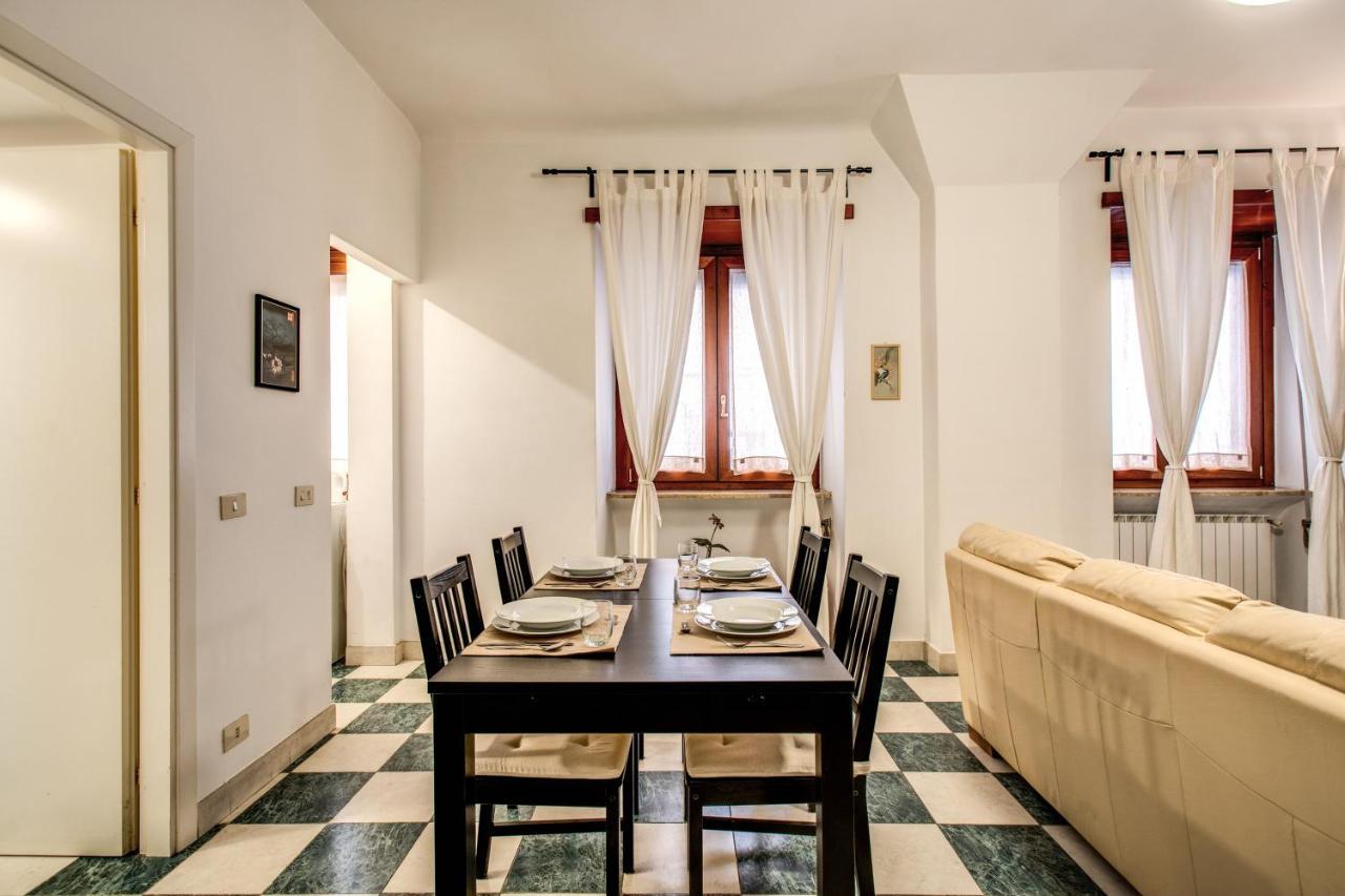 Popolo Accommodation - Lovely Central Apartment Rome Bagian luar foto