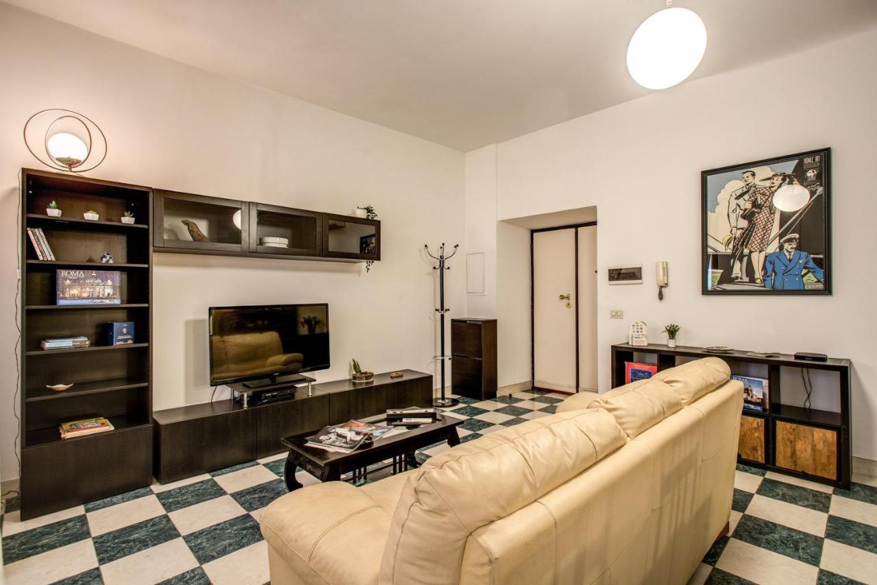 Popolo Accommodation - Lovely Central Apartment Rome Bagian luar foto